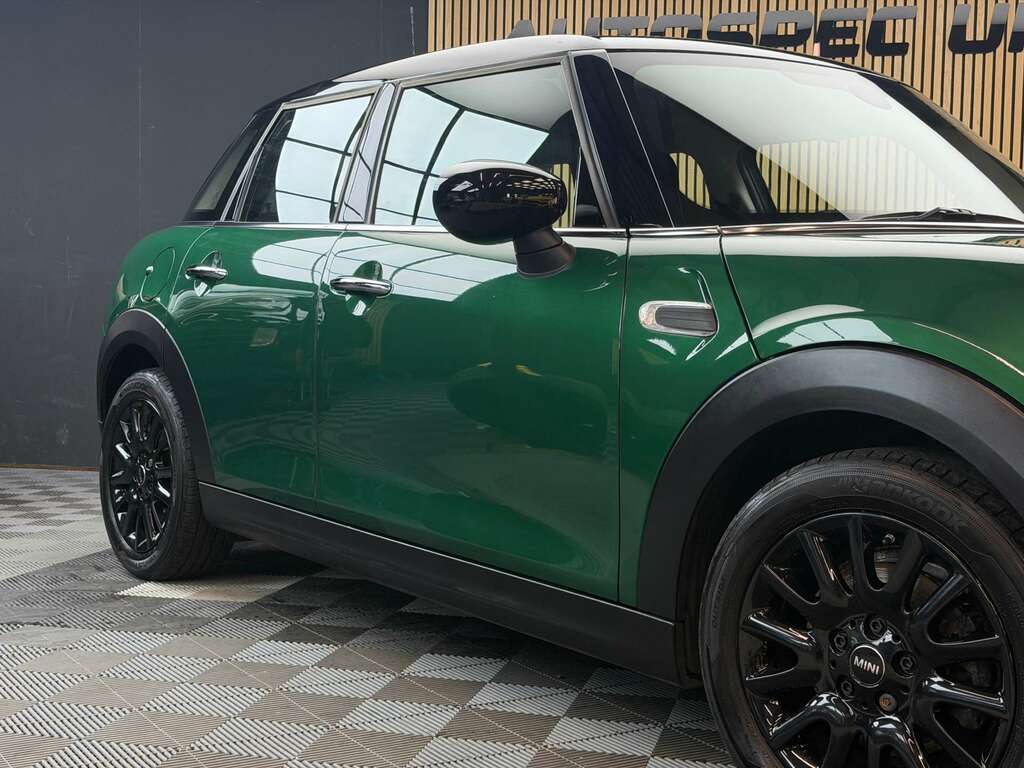 Mini Hatch Hatchback 1.5 Cooper Classic Hatchback Green #6
