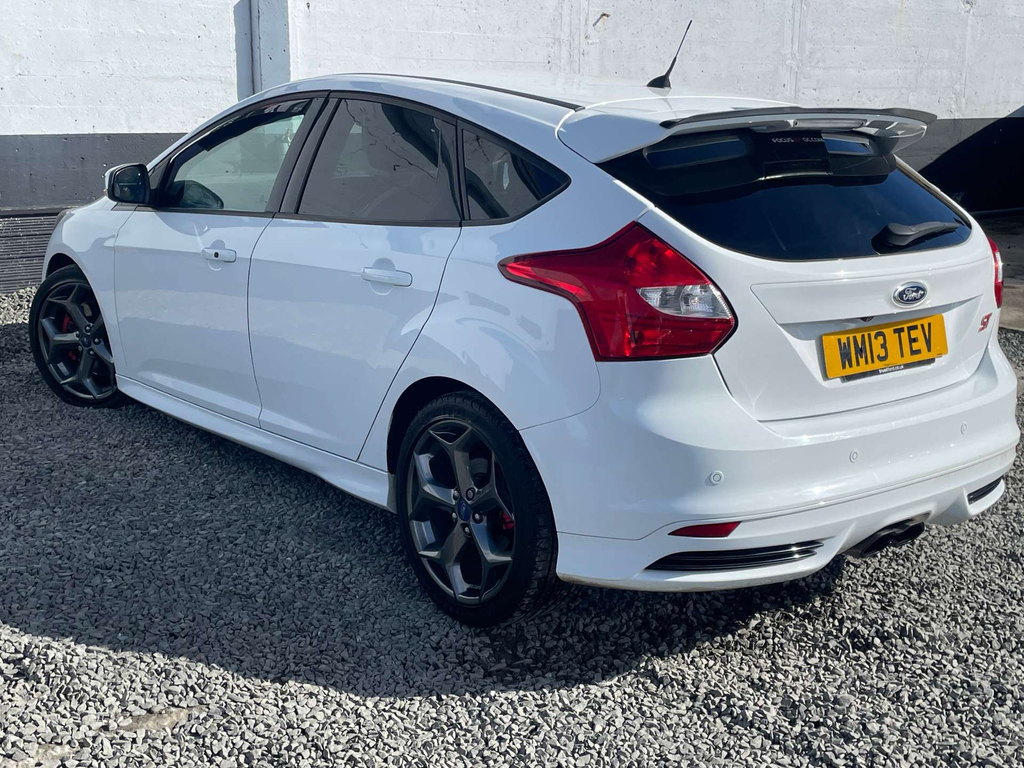 Ford Focus 2.0T Ecoboost St-3 Euro 5 Ss Red #8