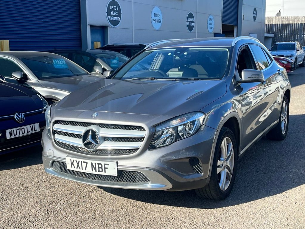 Mercedes-Benz GLA Class Suv Grey #2