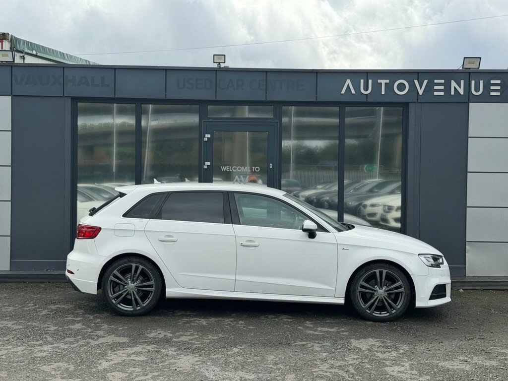 Audi A3 2L S Line White #2