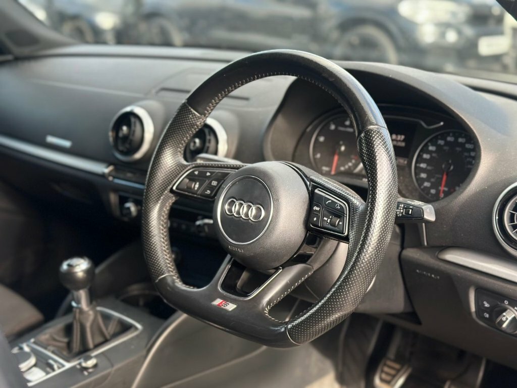 Audi A3 2L S Line White #4
