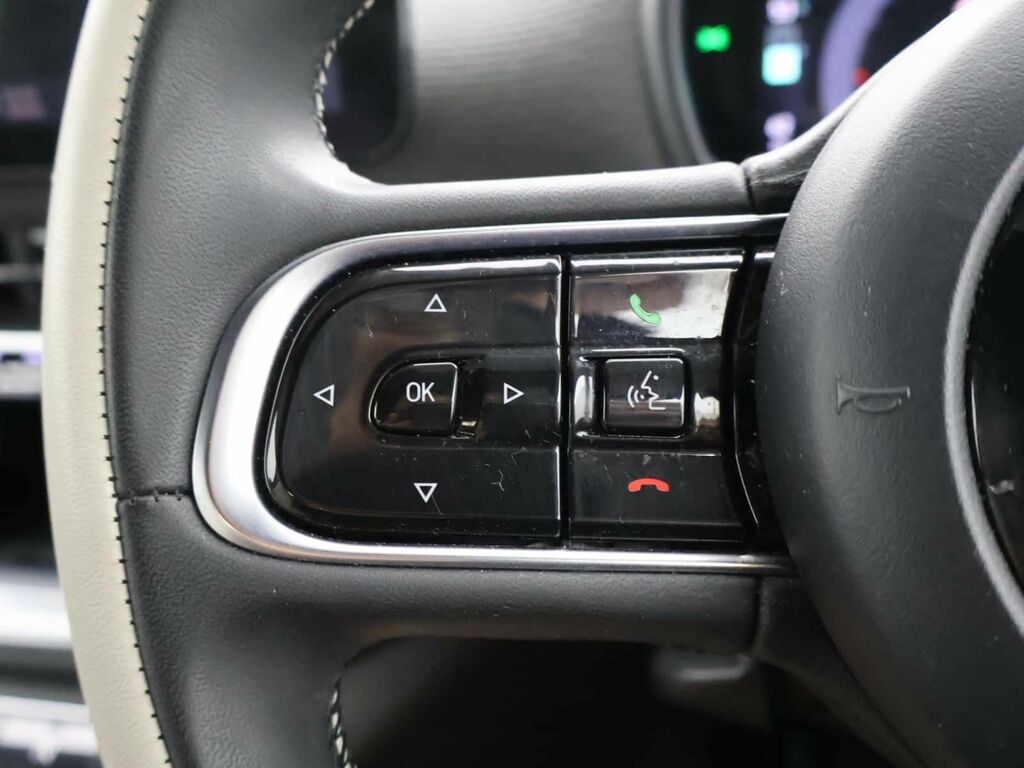 Fiat 500E C 42Kwh Icon - 2021 71 White #22