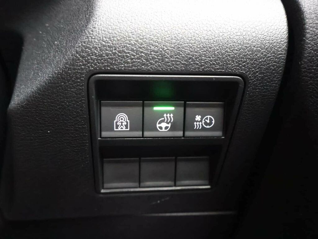 Vauxhall Combo-e Life 52Kwh Ultimate Mpv 7.4Kw Charge White #25