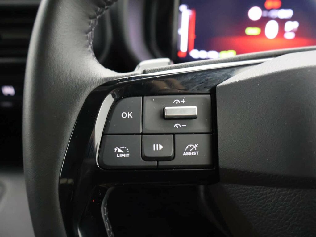 Vauxhall Combo-e Life 52Kwh Ultimate Mpv 7.4Kw Charge White #20