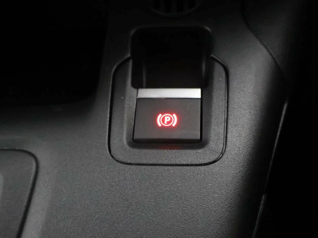 Vauxhall Combo-e Life 52Kwh Ultimate Mpv 7.4Kw Charge White #19