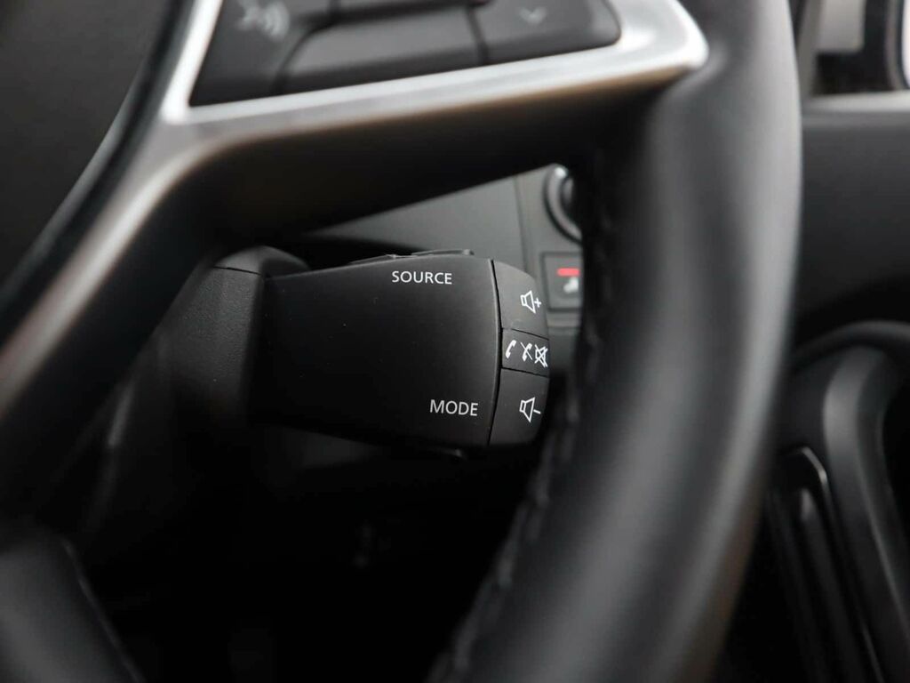 Dacia Duster 1.0 Tce 100 Bi-fuel Extreme Se - 2022 72 Black #18