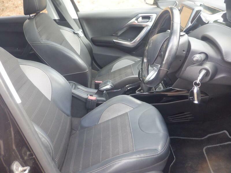Peugeot 2008 1.6 Bluehdi Allure Euro 6 Black #3