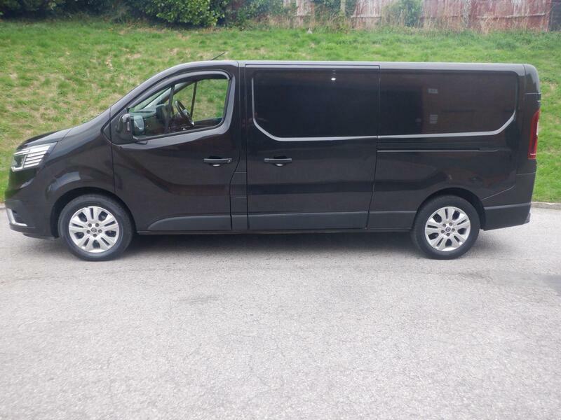 Renault Trafic 2.0 Dci Blue Ll30 Sport L2 H1 Euro 6 Ss Black #5