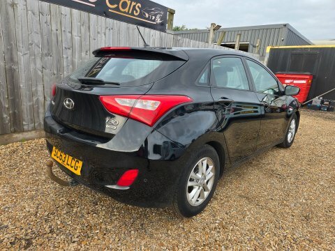 Hyundai I30 Active Crdi Black #3