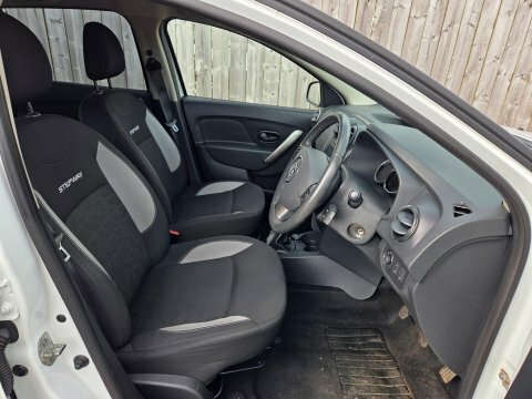 Dacia Sandero Stepway Laureate Dci White #6