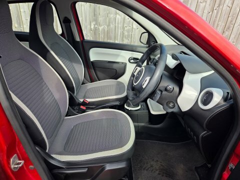 Renault Twingo Play Sce Red #6