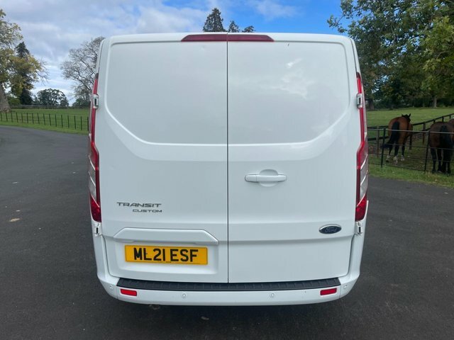Ford Transit Custom 2021 2.0 300 Ecoblue Limited Panel Van White #4