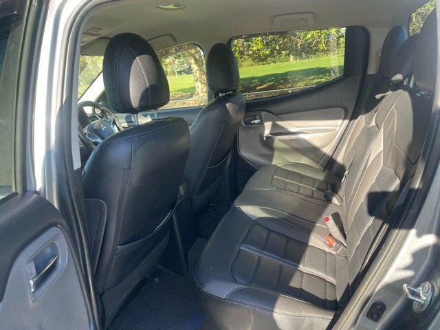 Mitsubishi L200 2.4 Di-d 4Wd Barbarian Dcb 178 Bhp White #10