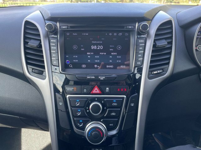 Hyundai I30 Hatchback 1.6 Crdi Blue Drive Se 201565 Silver #20