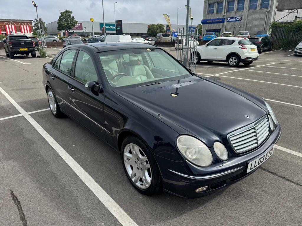 Mercedes-Benz E Class Elegance Blue