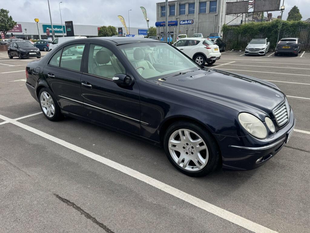 Mercedes-Benz E Class Elegance Blue #3