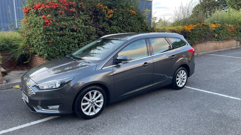 Ford Focus 1.5 Tdci Titanium Euro 6 Ss Grey #3