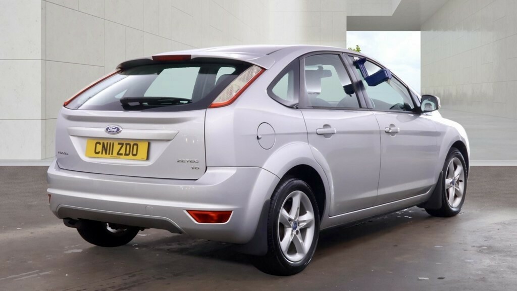 Ford Focus 1.6 Zetec 2011 Silver #6