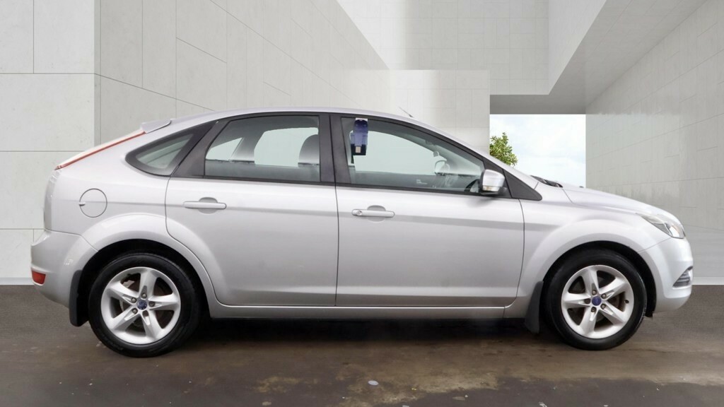 Ford Focus 1.6 Zetec 2011 Silver #5