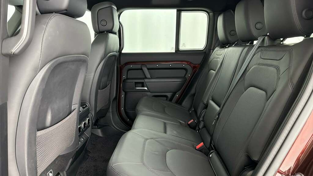 Land Rover Defender 3.0 D350 Mhev X-dynamic Hse Suv 4W Red #4