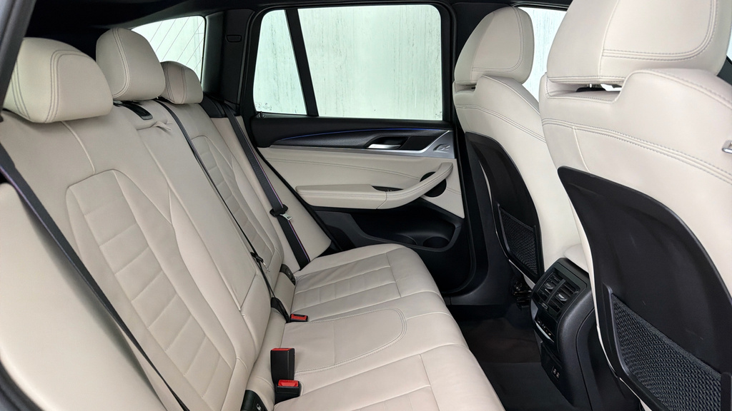 BMW X3 210Kw Premier Edition 80Kwh White #38