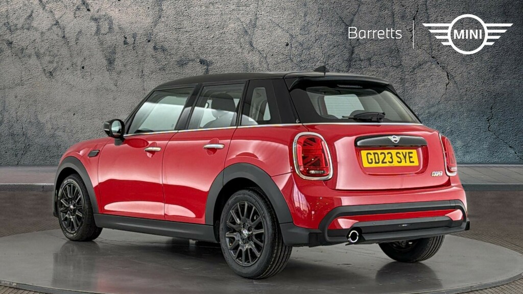Mini Hatch 1.5 Cooper Classic Hatchback Steptronic Red #2