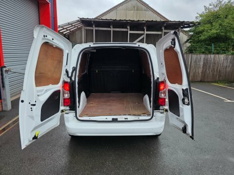 Vauxhall Combo Panel Van 1.6 Turbo D 2300 Sportive L1 H1 Euro 6 White #10