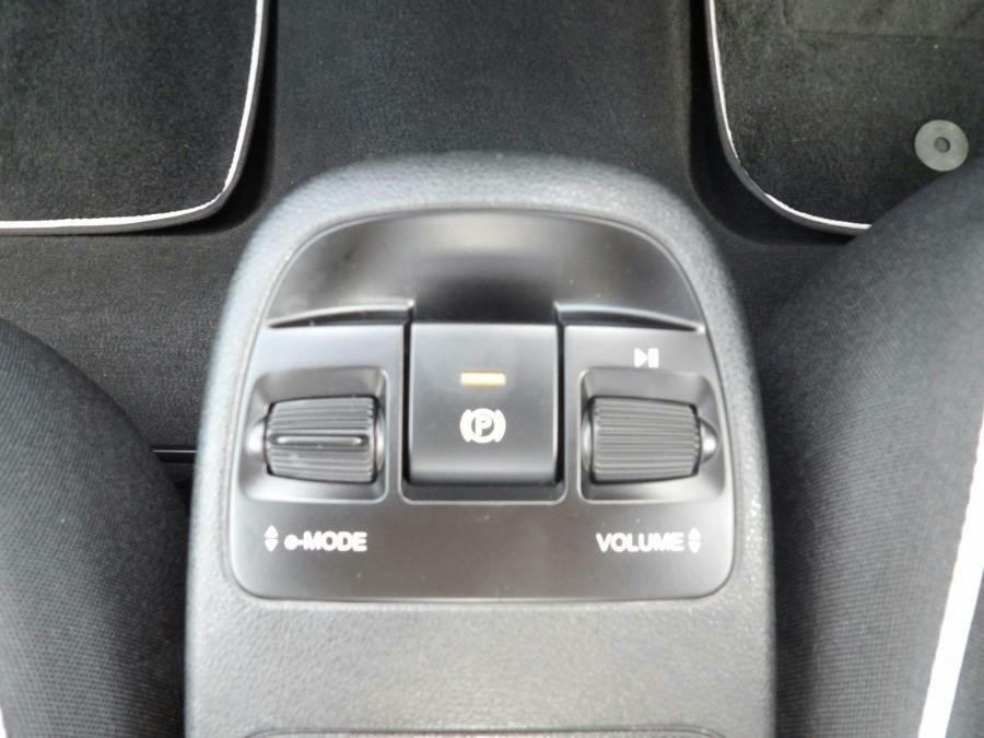 Fiat 500E 24Kwh Action Hatchback White #2