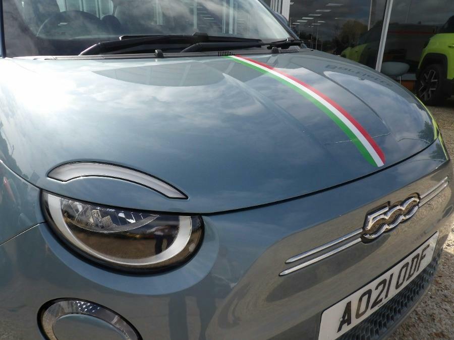 Fiat 500E C 87Kw La Prima 42Kwh VA71XTL Green #1