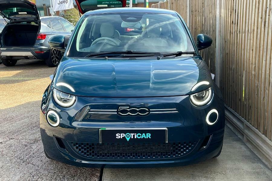Fiat 500E 42Kwh La Prima Hatchback Green #3