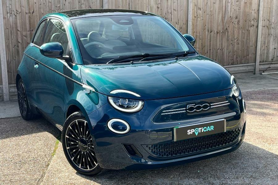 Fiat 500E 42Kwh La Prima Hatchback Green