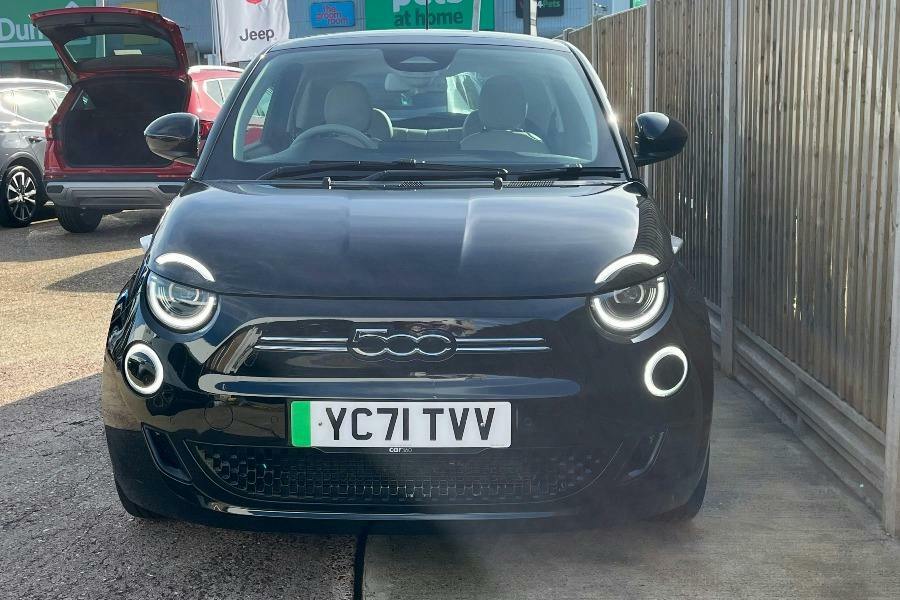 Fiat 500E 42Kwh La Prima Hatchback Black #3