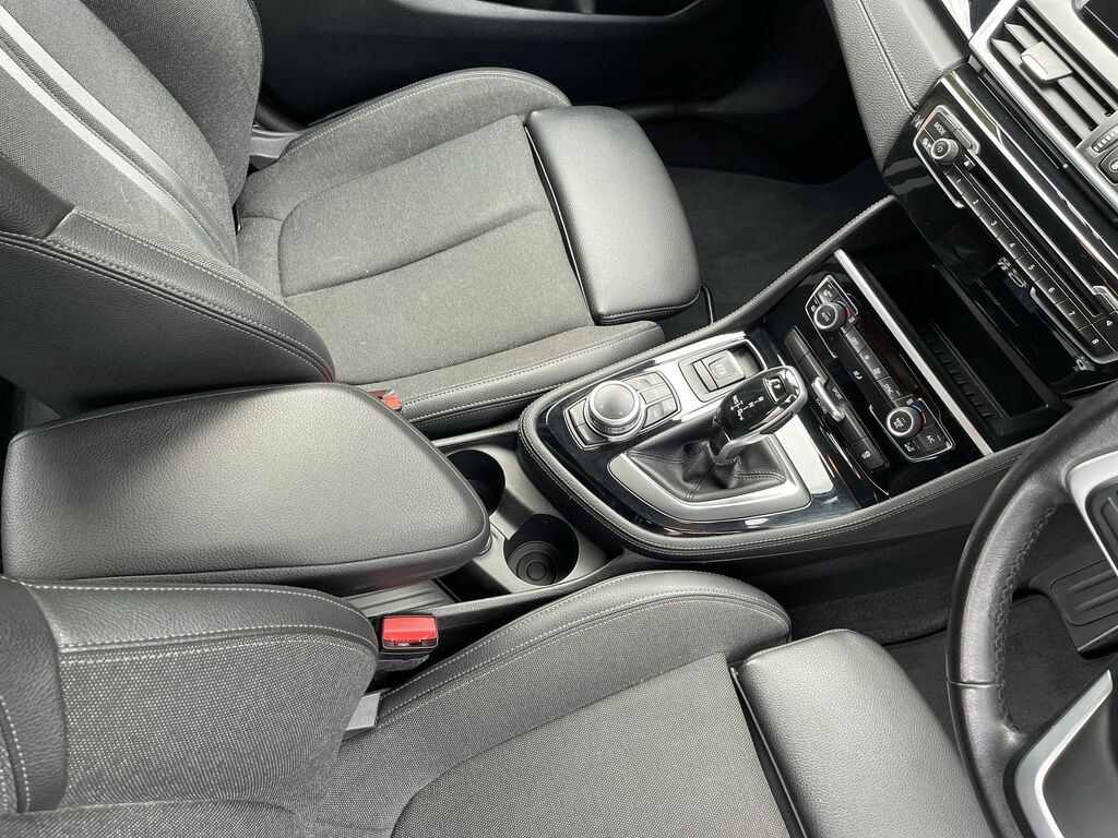 BMW 2 Series Active Tourer 218I Sport Active Tourer White #23