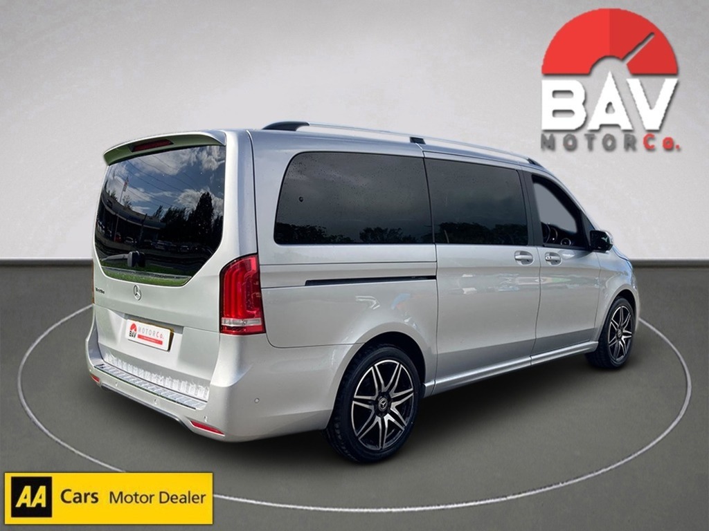 Mercedes-Benz V Class V220d Amg Line Silver #3