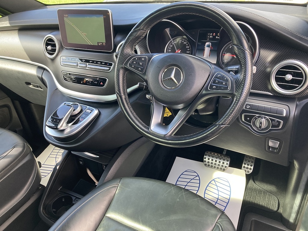 Mercedes-Benz V Class V220 D Sport Blue #9