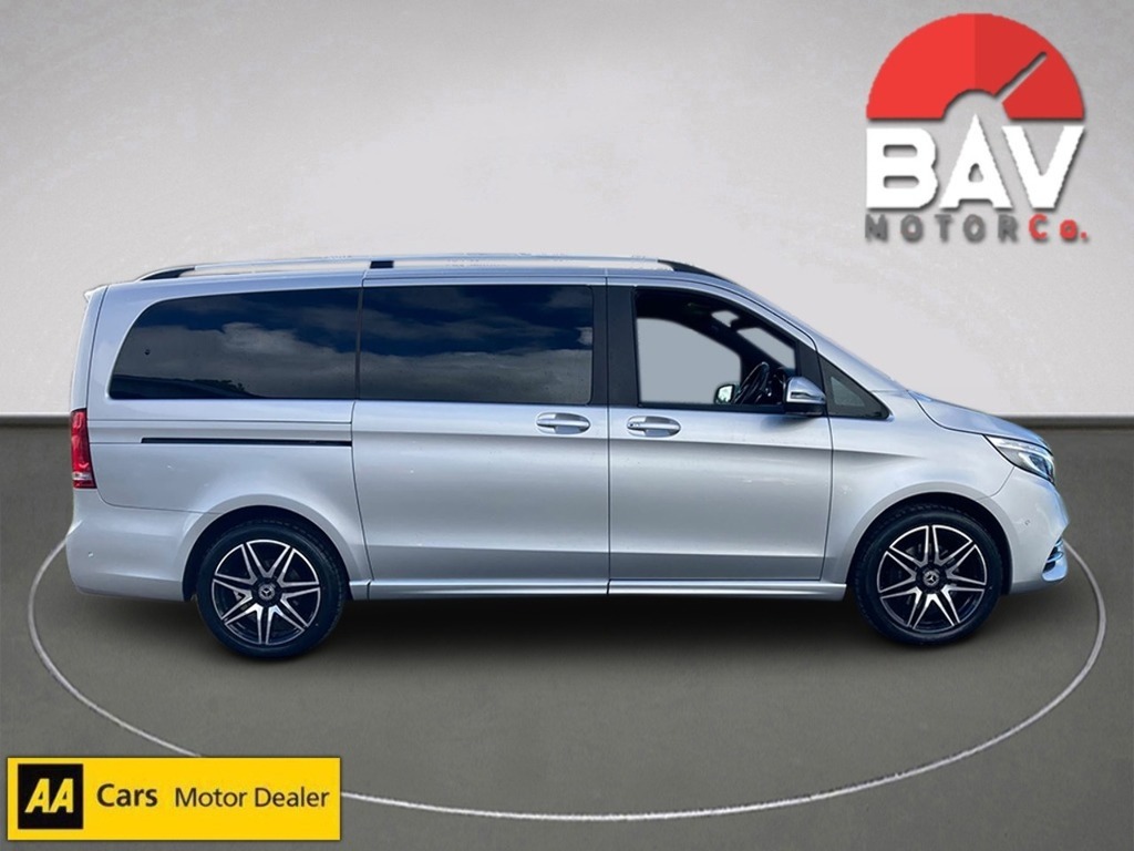 Mercedes-Benz V Class V220d Amg Line Silver #2