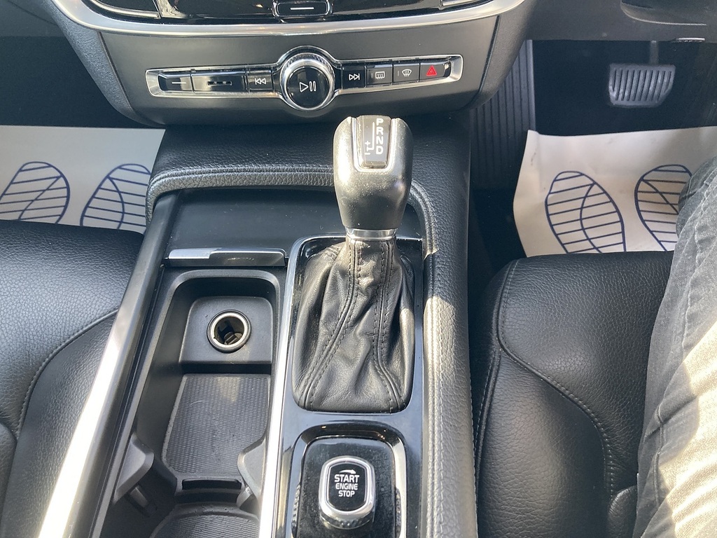 Volvo V90 2.0 D4 190 Inscription Geartronic White #22