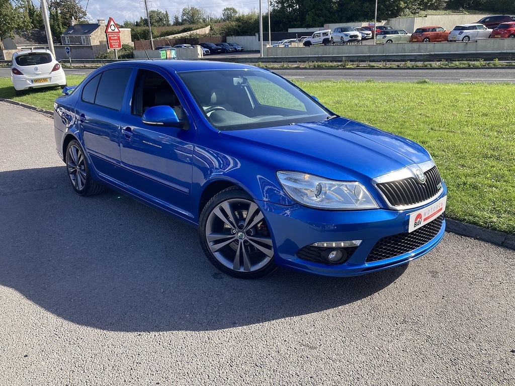 Skoda Octavia 2.0 Tdi Laurin Klement 2012 Grey #8