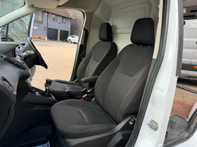 Ford Transit Courier Ecoboost Limited Panel Van White #3