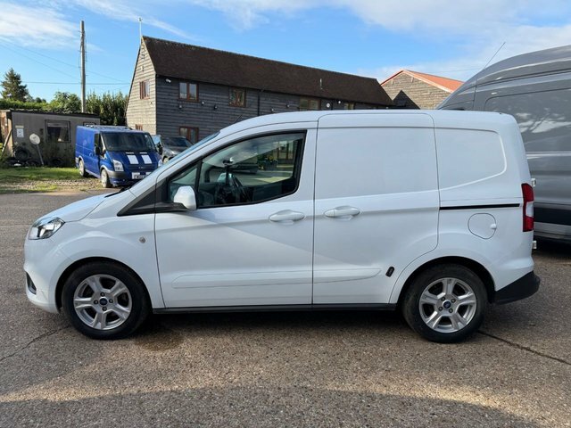 Ford Transit Courier Ecoboost Limited Panel Van White #2