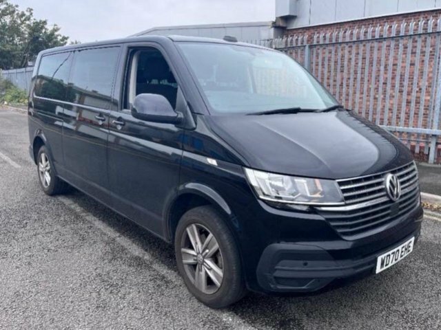 Volkswagen Transporter Shuttle Tdi Se Minibus Dsg Black