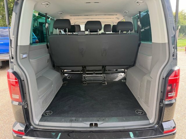Volkswagen Transporter Shuttle Tdi Se Minibus Dsg Black #6