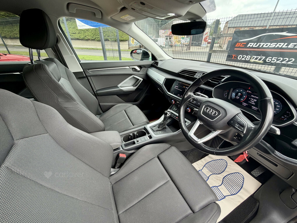 Audi Q3 Suv #5