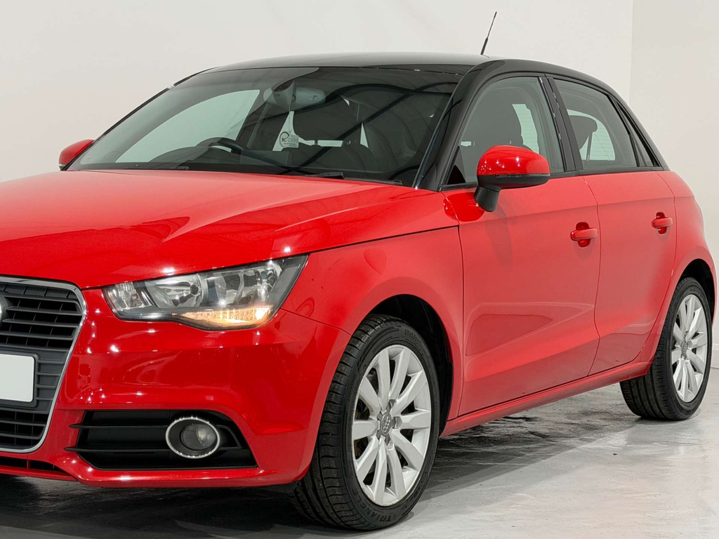 Audi A1 Sportback Tfsi Sport Red #6