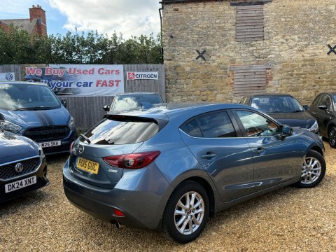 Mazda 3 2.0 Skyactiv-g Se-l  #4