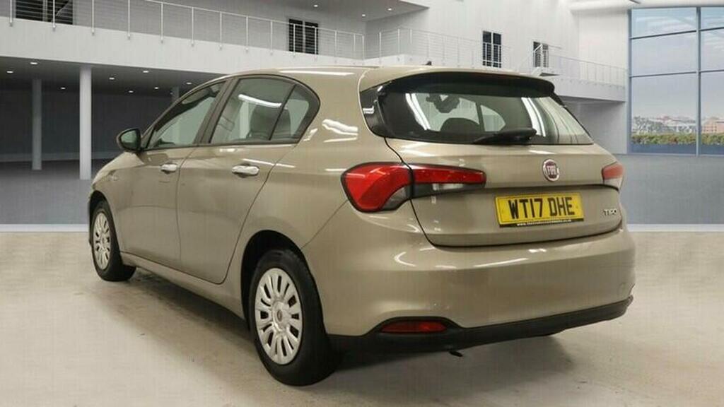 Fiat Tipo Hatchback 1.4 Mpi Easy Euro 6 201717 Grey #3