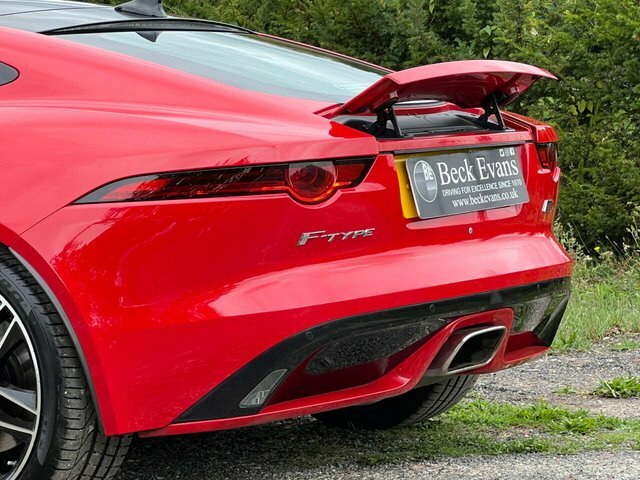 Jaguar F-Type 2.0I R-dynamic Coupe Euro 6 Ss White #30