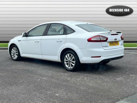 Ford Mondeo 1.6 Mondeo Zetec White #5