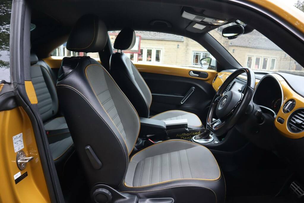Volkswagen Beetle 2.0 Tsi Bluemotion Tech Sport Hatchback White #9