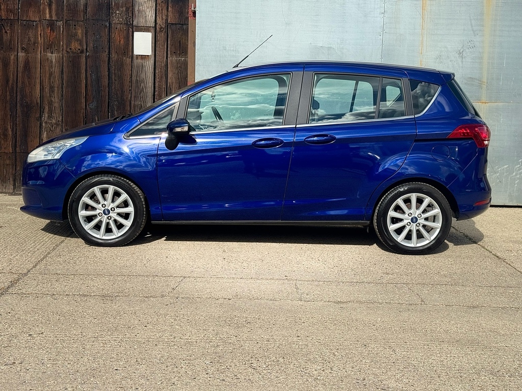 Ford B-Max Titanium Navigator U3437 Ulez Blue #3